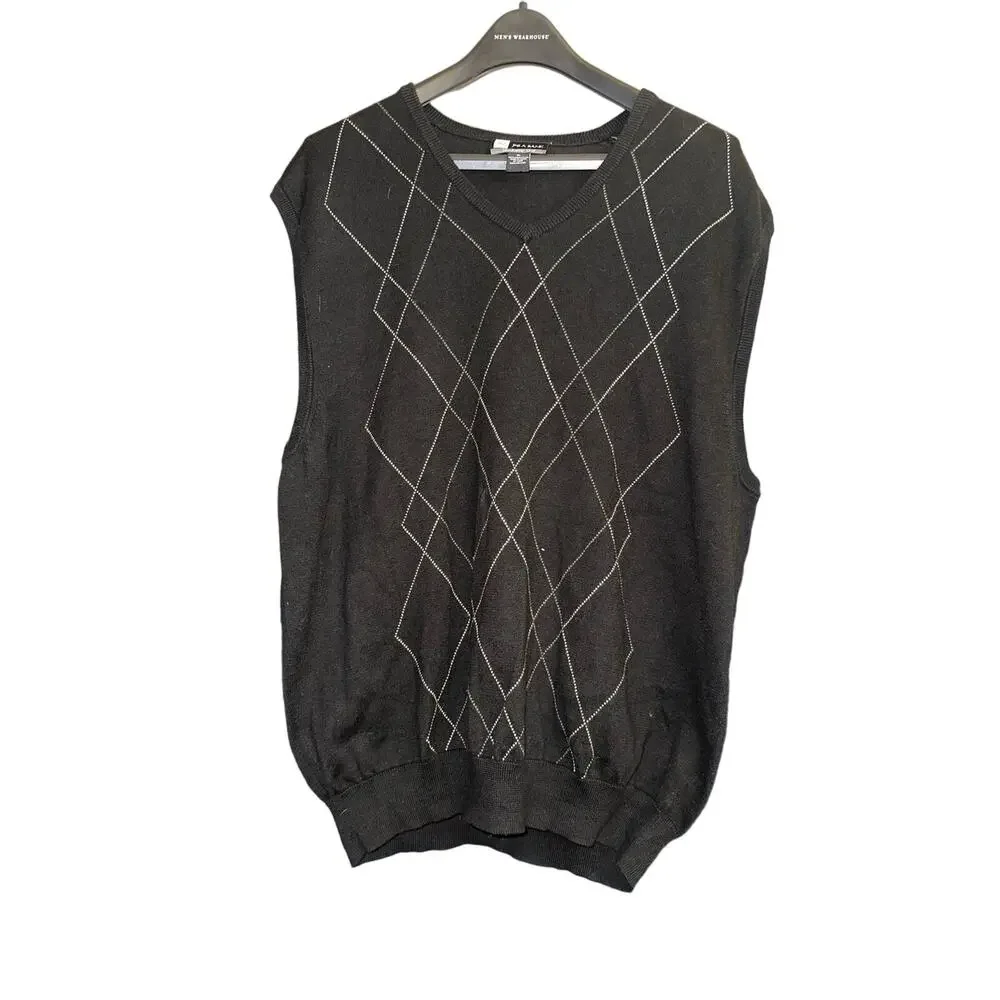 Jos. A. Bank Sweater Vest XL Black and White